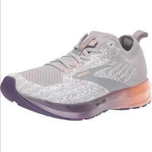 Brooks Levitate 3 Running Shoe